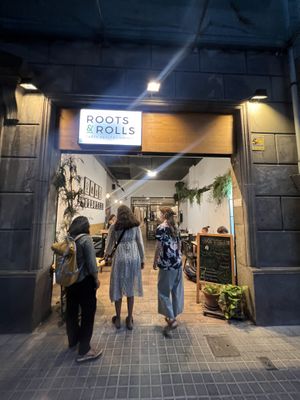Front  at Roots & Rolls in Barcelona