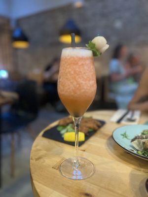 Mocktail lychee passion  at Roots & Rolls in Barcelona