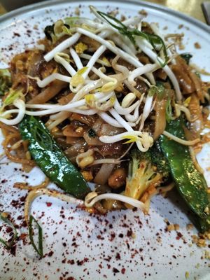 Pad Thai 5/5 at Roots & Rolls in Barcelona