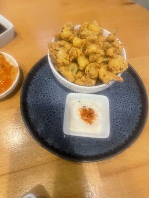 Caulilflower Popcorn  at Roots & Rolls in Barcelona