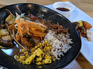 BBQ jackfruit bibimbap at Roots & Rolls in Barcelona