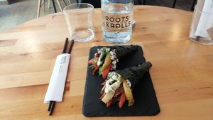 Lovely vegan and asiatic rolls at Roots & Rolls in Barcelona