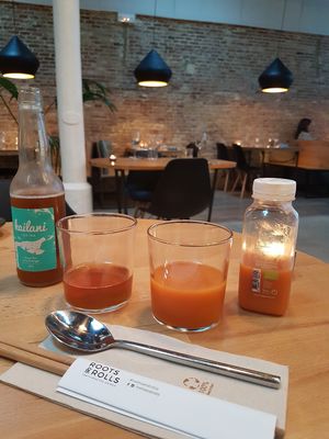 drinks at Roots & Rolls in Barcelona