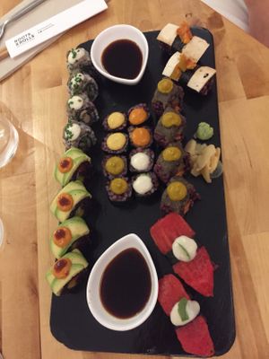 Plate for two at Roots & Rolls in Barcelona