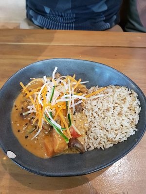 Curry at Roots & Rolls in Barcelona