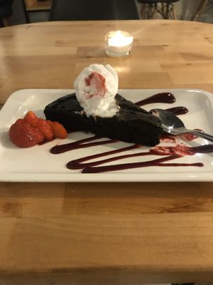 Brownie at Roots & Rolls in Barcelona