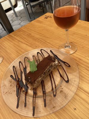 Tiramisu at Restaurante Vegano Tierra Madre in Valencia