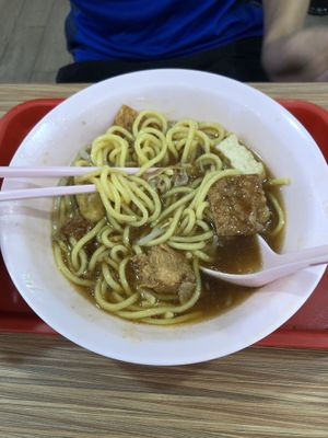 Lor mee (would not really recommend if you don’t like vinegar)  at Zhu Lin Vegetarian 竹林素食 in West Singapore