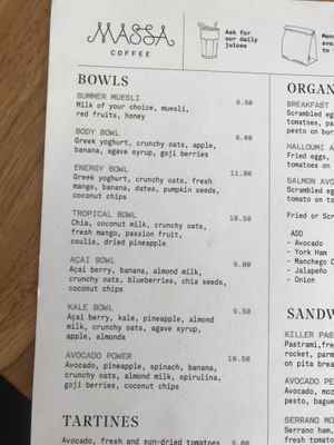 The bowls 👌👌👌👌 at Massa Coffee in Ibiza