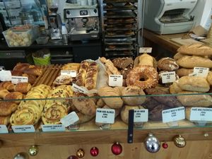 breads and (non vegan) brioche, viennoiseries at Les Frères Chapelier - Boulangerie Artisanale Bio in Toulouse