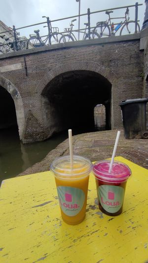  at Loua Juicebar in Utrecht