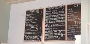 Menu at Loua Juicebar in Utrecht