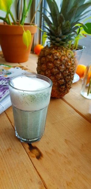 Blue Spirulina Chai Latte at Loua Juicebar in Utrecht