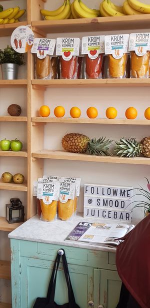 Smood interior at Loua Juicebar in Utrecht