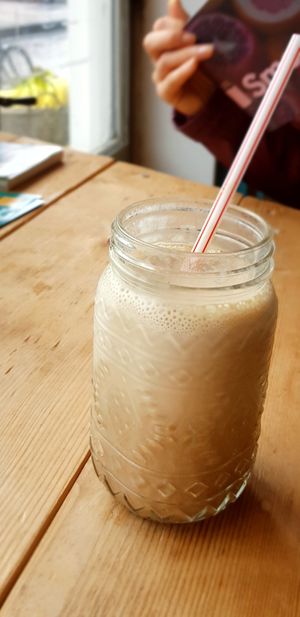 Iced latte at Loua Juicebar in Utrecht