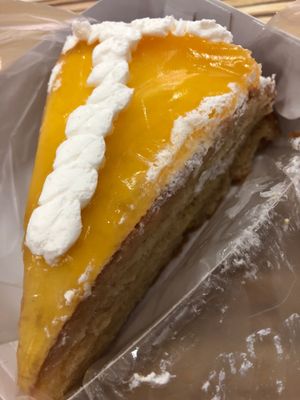 Torta de naranja at Loving Hut - Jiron Carabaya in Lima