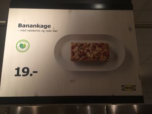 Vegan banana pie at IKEA in Aalborg
