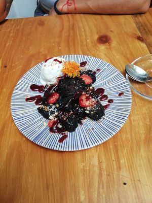 Brownie con helado de vainilla at Wakanda in Tenerife