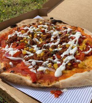 MeVegan pizza  at Delibruket Flatbread in Sundbyberg