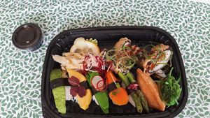 11 pieces of vegan sushi at Tokyo Diner in Stockholm