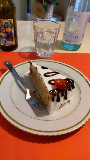 Drip cake at Antica Casa Rava in Alessandria