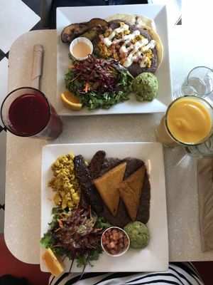 Brunch  at Aux Vivres - St Laurent in Montreal