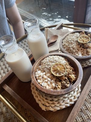 The vegan cereall  at Doco - City Farm House Cafe in Busan