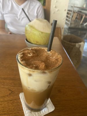 Cinnamon Latte and a coconut   at I Am Vegan Babe in Canggu