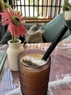 The Mango Smoothie 🤤  at I Am Vegan Babe in Canggu