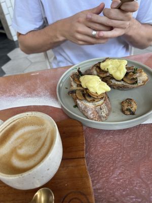 Cheesy Mushroom Small Bite   at I Am Vegan Babe in Canggu
