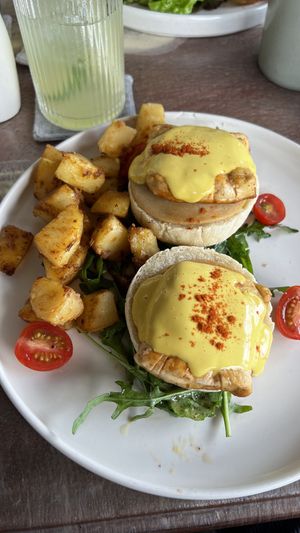 Peaceful benedict - very good. I loved the potatoes!  at I Am Vegan Babe in Canggu