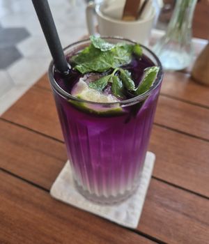 Purple line at I Am Vegan Babe in Canggu