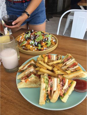 Vegan horchata, club sandwich & nachos - so yum! at I Am Vegan Babe in Canggu