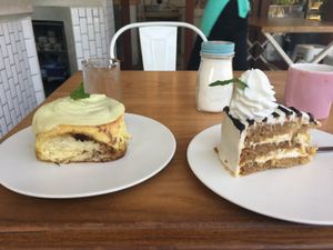 Cinnamon Roll & Vanilla Cream Cake at I Am Vegan Babe in Canggu