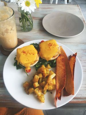 Peaceful benny  at I Am Vegan Babe in Canggu