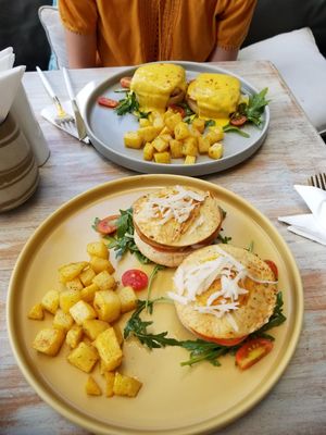 small portions at I Am Vegan Babe in Canggu