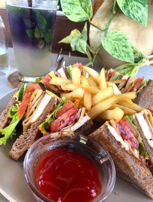 😋  at I Am Vegan Babe in Canggu