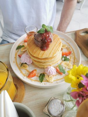 Pancakes at I Am Vegan Babe in Canggu