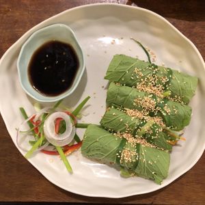 Amazing raw Mustard lead and tofu rolls at Vegan Zone in Hoi An