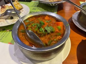 Mixed veggie vindaloo at Mayur Indian Kitchen in Taipei