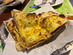 Garlic chili naan at Mayur Indian Kitchen in Taipei