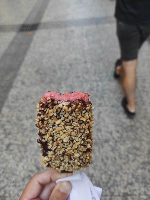 Strawberry, chocolate cover and peanuts at Loco Polo in San Sebastian