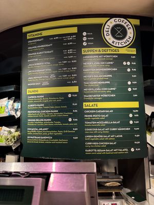 menu - not a lot of vegan options  at FRA - Deli Bros - T1 in Frankfurt