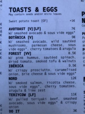 VV = vegan  at Fauna & Flora in Lisbon