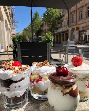 Mini Cakes in a Jar at Roswitha & Brigitte 3.0 in Nuremberg