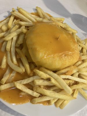 Vegane Francesinha  at Pimenta Doce in Viana Do Castelo