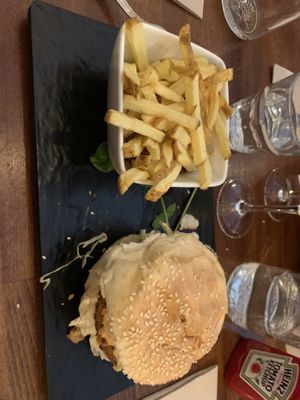 Great burgers  at Veget'Halles in Paris