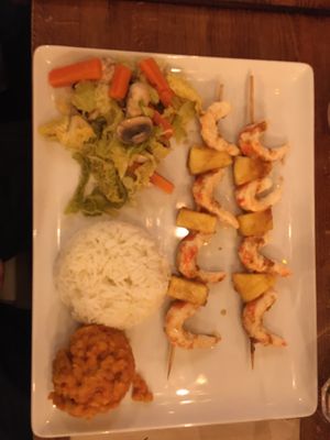 Vegan shrimps brochette - tasty  at Veget'Halles in Paris