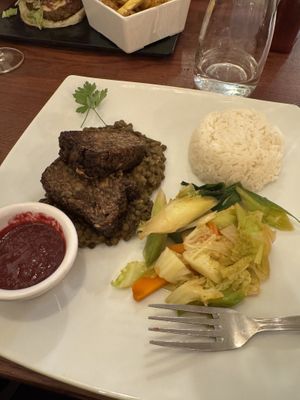 Roti de champignons   at Veget'Halles in Paris