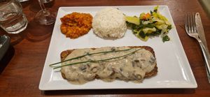  at Veget'Halles in Paris